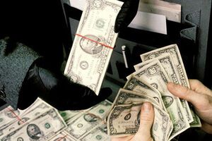 Россиянин давал взятки сотруднику Европейского банка реконструкции и развития