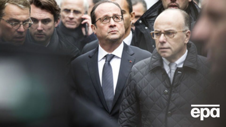 Франсуа Олланд побывал на месте стрельбы в Париже