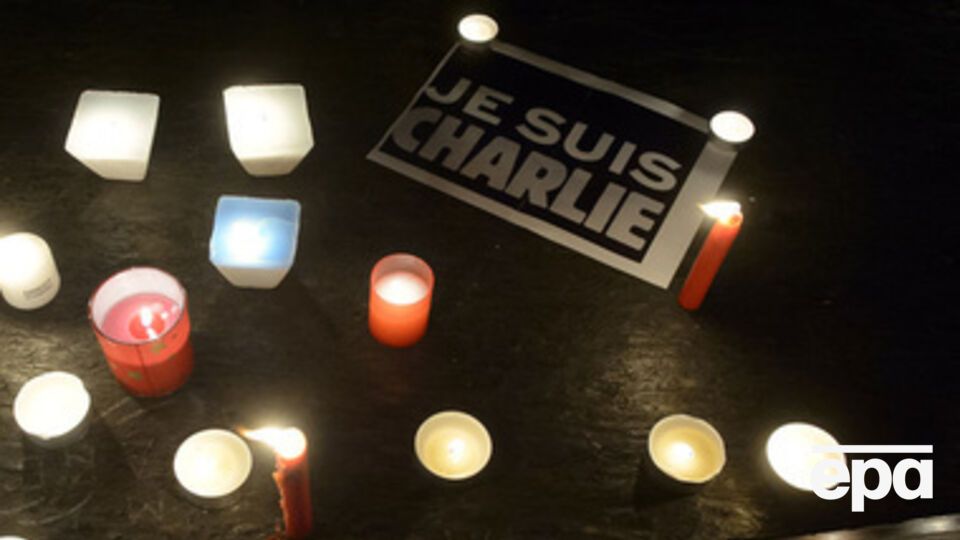 Французские СМИ обещают помочь коллегам из Charlie Hebdo