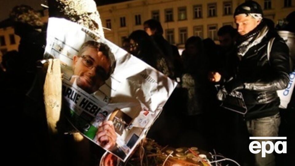 По мнению Немцова, муфтии приравняли тяжкий грех убийства к сатире, которая грехом не является