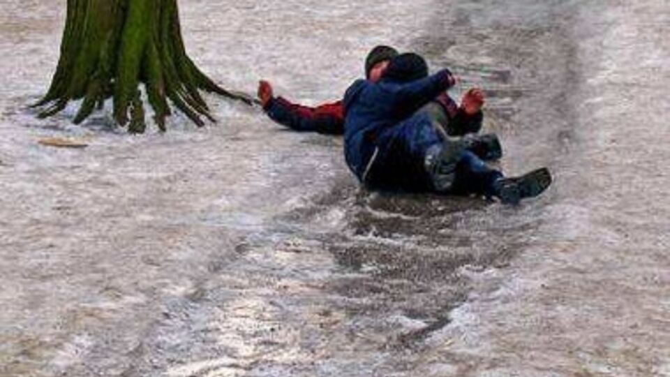 9-10 января ожидается гололед, на дорогах гололедица