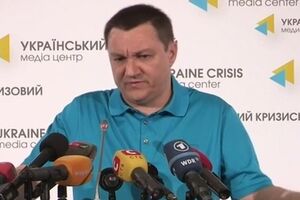 На вооружении стахановского "казачества" и "бригады" Мозгового отмечается массовое появление 100-мм противотанковых орудий МТ-12 "Рапира", прибывших с территории РФ, сообщил координатор