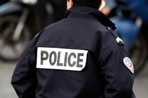 Взрыв в ресторане быстрого питания Earby рядом с мусульманской мечетью в городе Вильфранш-сюр-Сонв произошел в 6.00 по местному времени