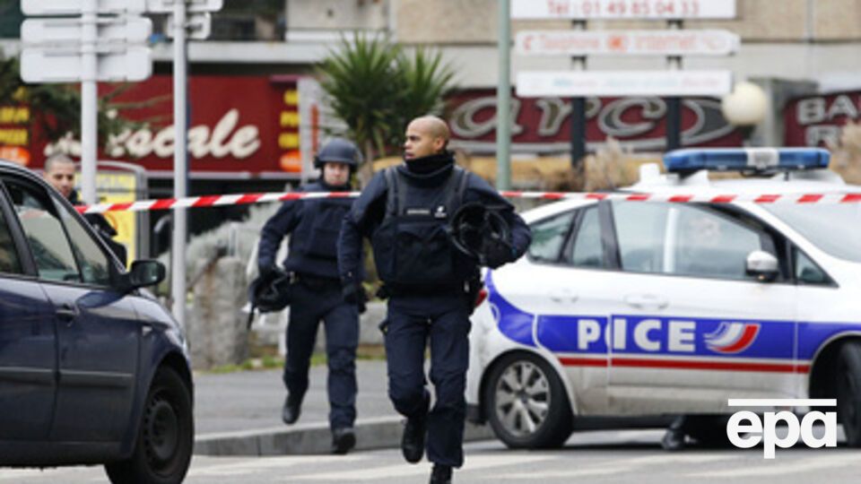 Женщина была ранена в перестрелке и скончалась в больнице