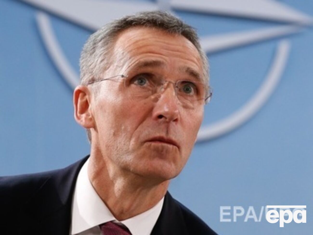 Мы продолжаем добиваться более тесного сотрудничества и конструктивных отношений с Россией, сказал Столнеберг