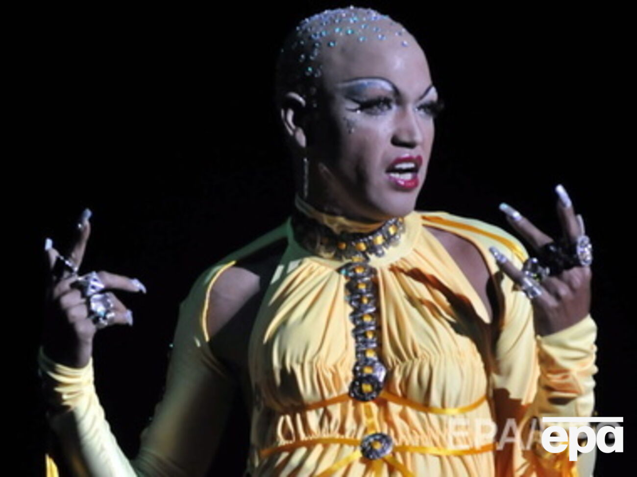 Российские юристы:&nbsp;Визит в интим-магазин или неразвитая грудь у женщин теперь могут стать причиной отказа в выдаче водительских прав