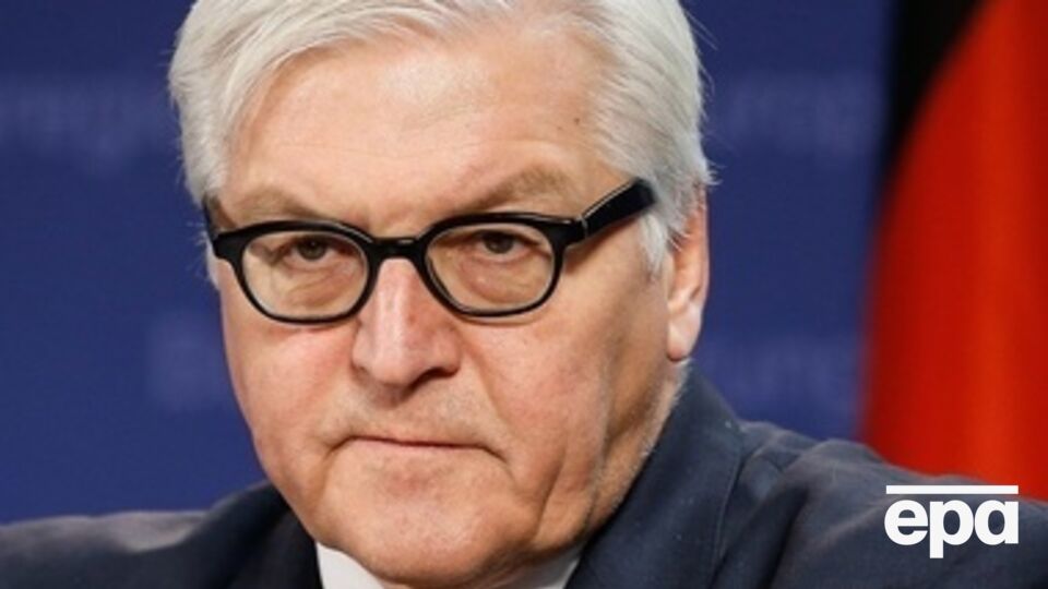 Штайнмайер провел телефонный разговор с Лавровым