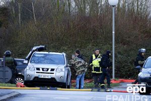 Парижский террорист пообещал убить заложников в случае штурма здания, где находятся братья Куаши