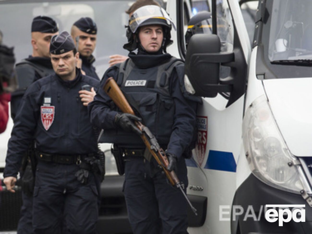 Полиция ликвидировала террориста, который захватил еврейскую лавку в Париже