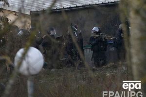 По последним данным, террорист и четверо заложников погибли во время штурма