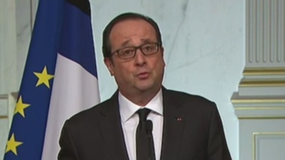 Франсуа Олланд сегодня вечером записал телеобращение к французском народу