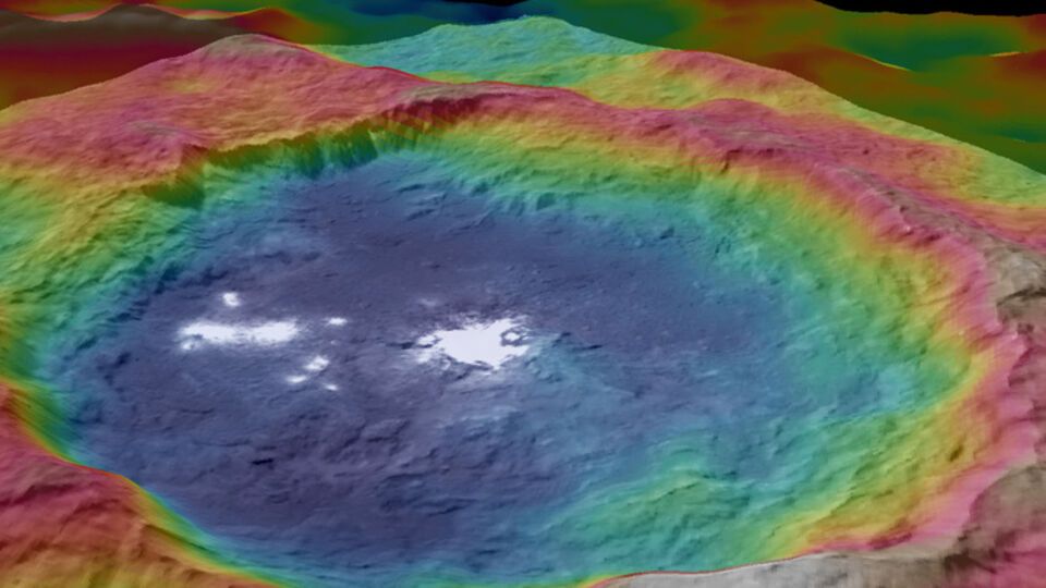 Зонд сфотографировал странные вспышки на Церере
