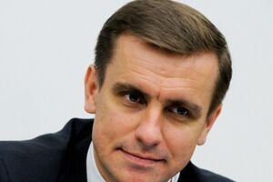 Елисеев отметил, что Россия должна отменить псевдовыборы на Донбассе