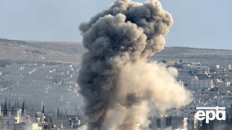 Минобороны РФ: Российскими авиаударами уничтожены командные пункты террористов и склады с боеприпасами