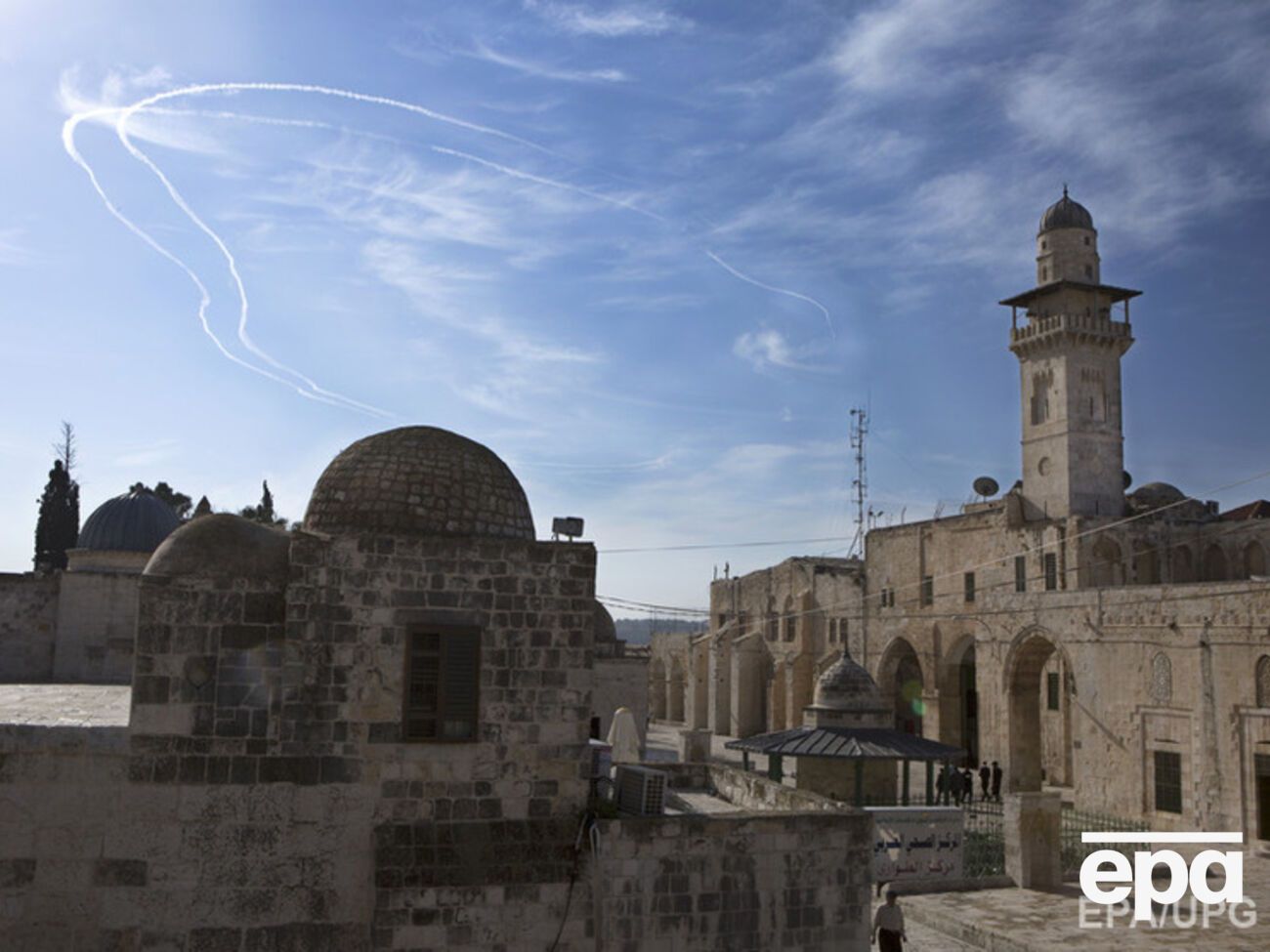 Россию обвиняют в том, что она бомбит сирийскую оппозицию, а не боевиков "Исламского государства"