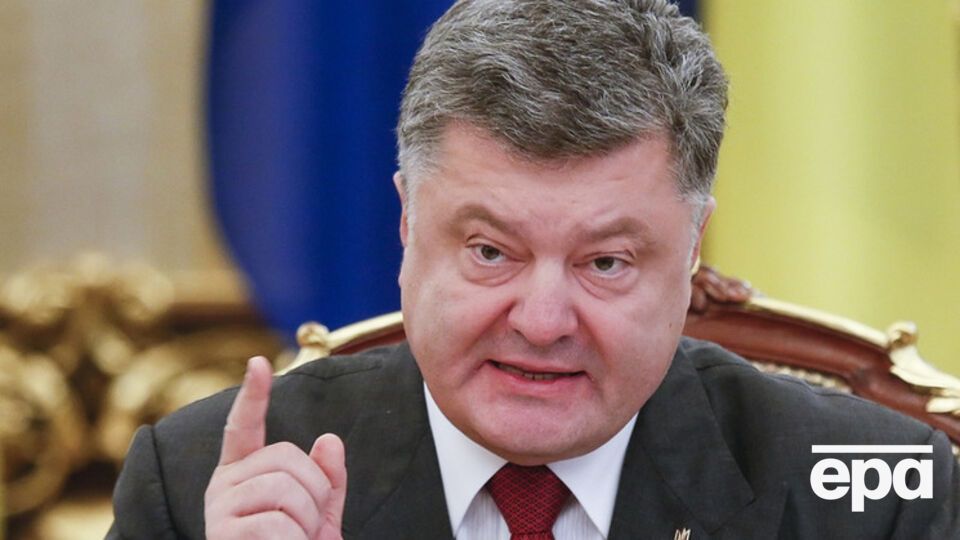 Порошенко: Многие политиканы уже потирают руки, смакуя свои планы увеличить политический капитал, спекулируя на проблемах ветеранов и воинов АТО