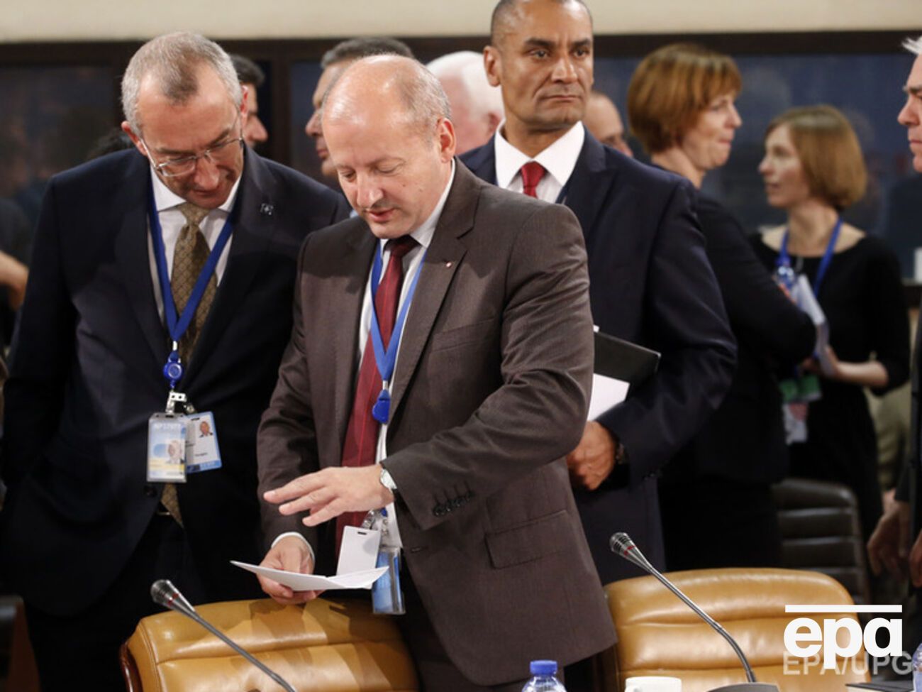 Найем:&nbsp;Ни один аргумент коллег из бундестага о том, что в документе не стоит упоминать аннексию Крыма или удалить из текста слова "Russian-backed separatist forces" не были услышаны