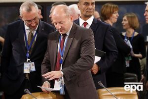 Найем: Ни один аргумент коллег из бундестага о том, что в документе не стоит упоминать аннексию Крыма или удалить из текста слова "Russian-backed separatist forces" не были услышаны