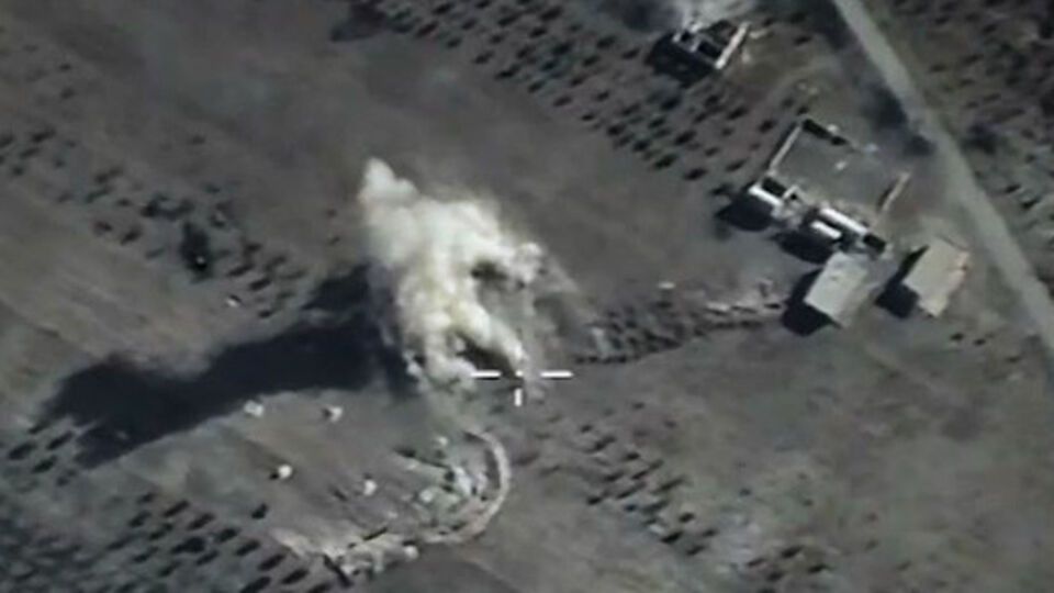 Министерство обороны РФ: Данные радиоперехватов свидетельствуют о росте панических настроений среди бандформирований террористической группировки ИГИЛ