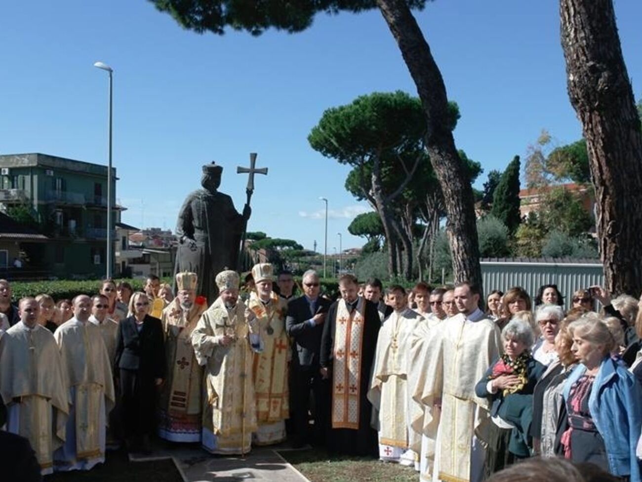 Посольство Украины в Ватикане:&nbsp;В Италии 11 октября открыли памятник князю Владимиру Великому