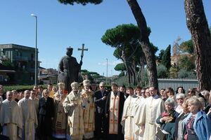 Посольство Украины в Ватикане: В Италии 11 октября открыли памятник князю Владимиру Великому