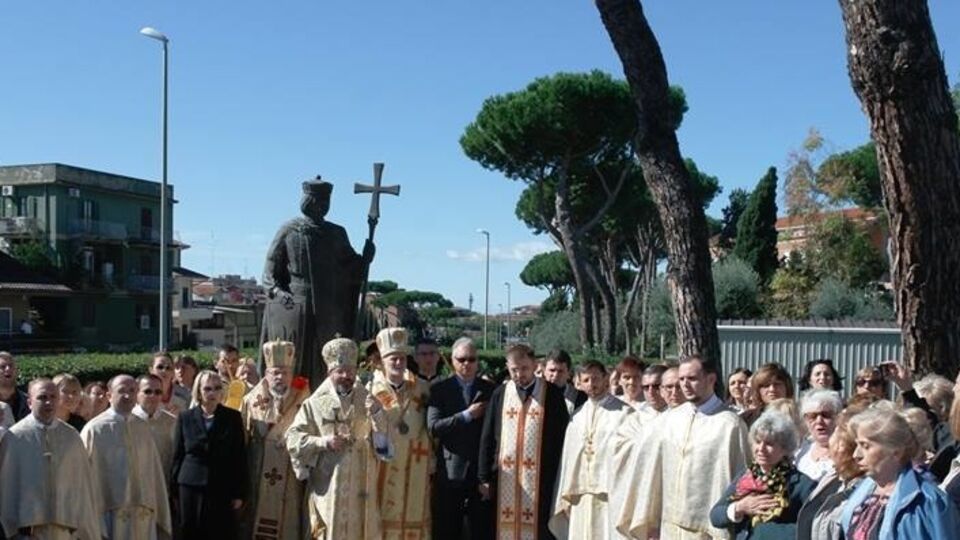 Посольство Украины в Ватикане: В Италии 11 октября открыли памятник князю Владимиру Великому