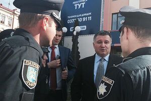 Глава МВД Украины Арсен Аваков пообещал огласить условия конкурсного отбора в новую киберполицию после 15 октября