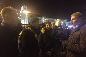 Минских протестующих сопровождают сотрудники милиции