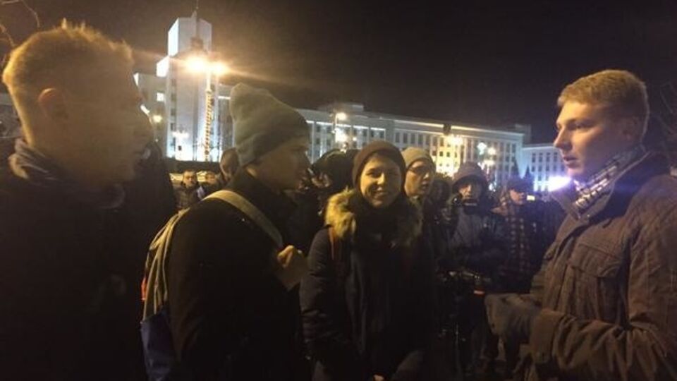 Минских протестующих сопровождают сотрудники милиции