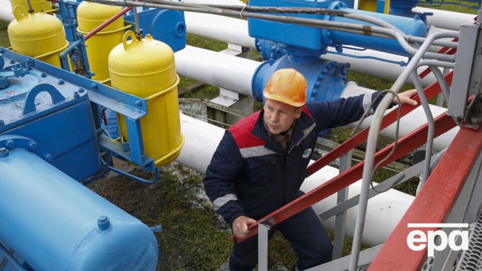 Украина возобновляет закачку газа из России