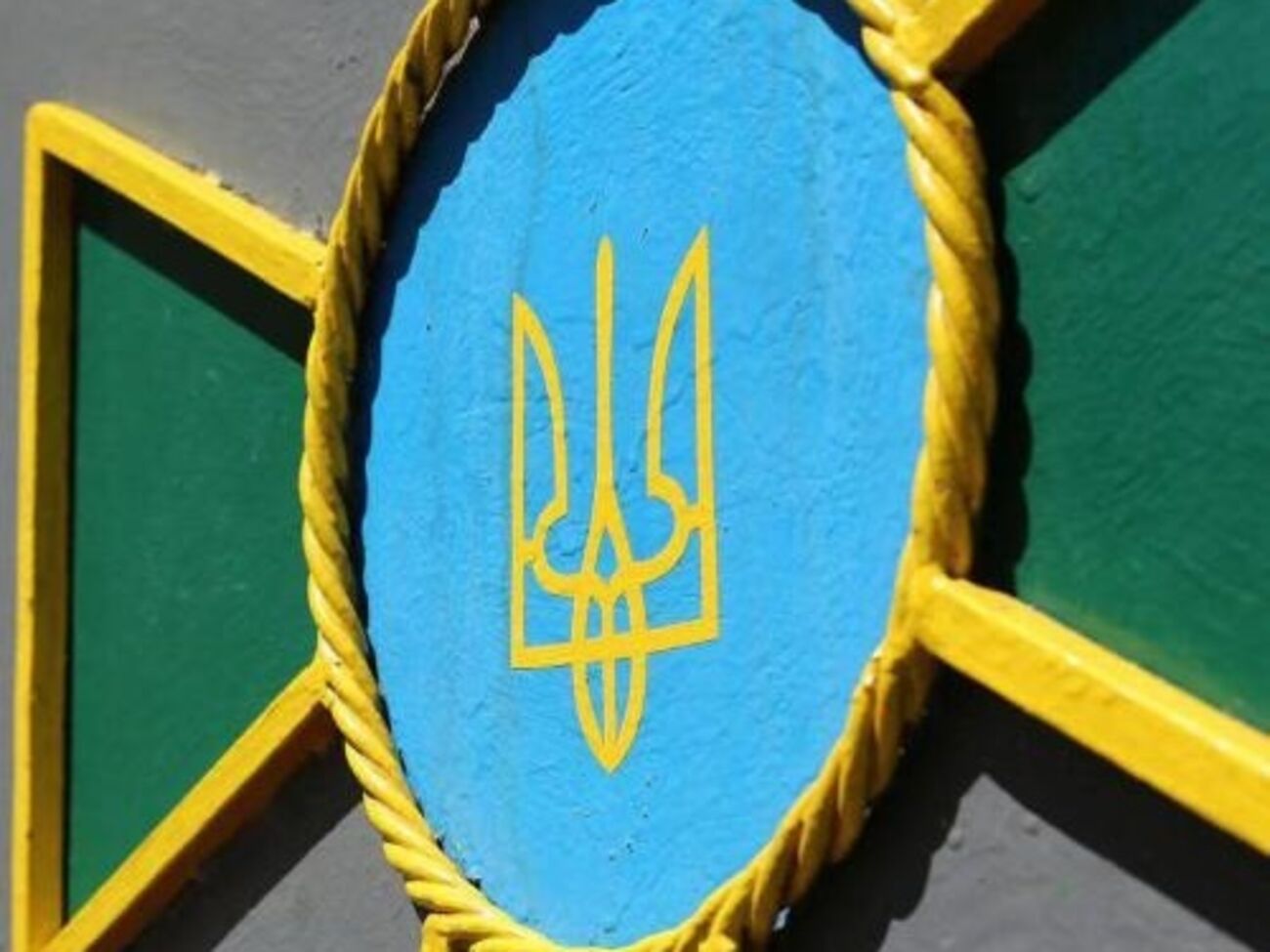 Пограничники передали попросившего убежища в Украине россиянина представителям миграционной службы