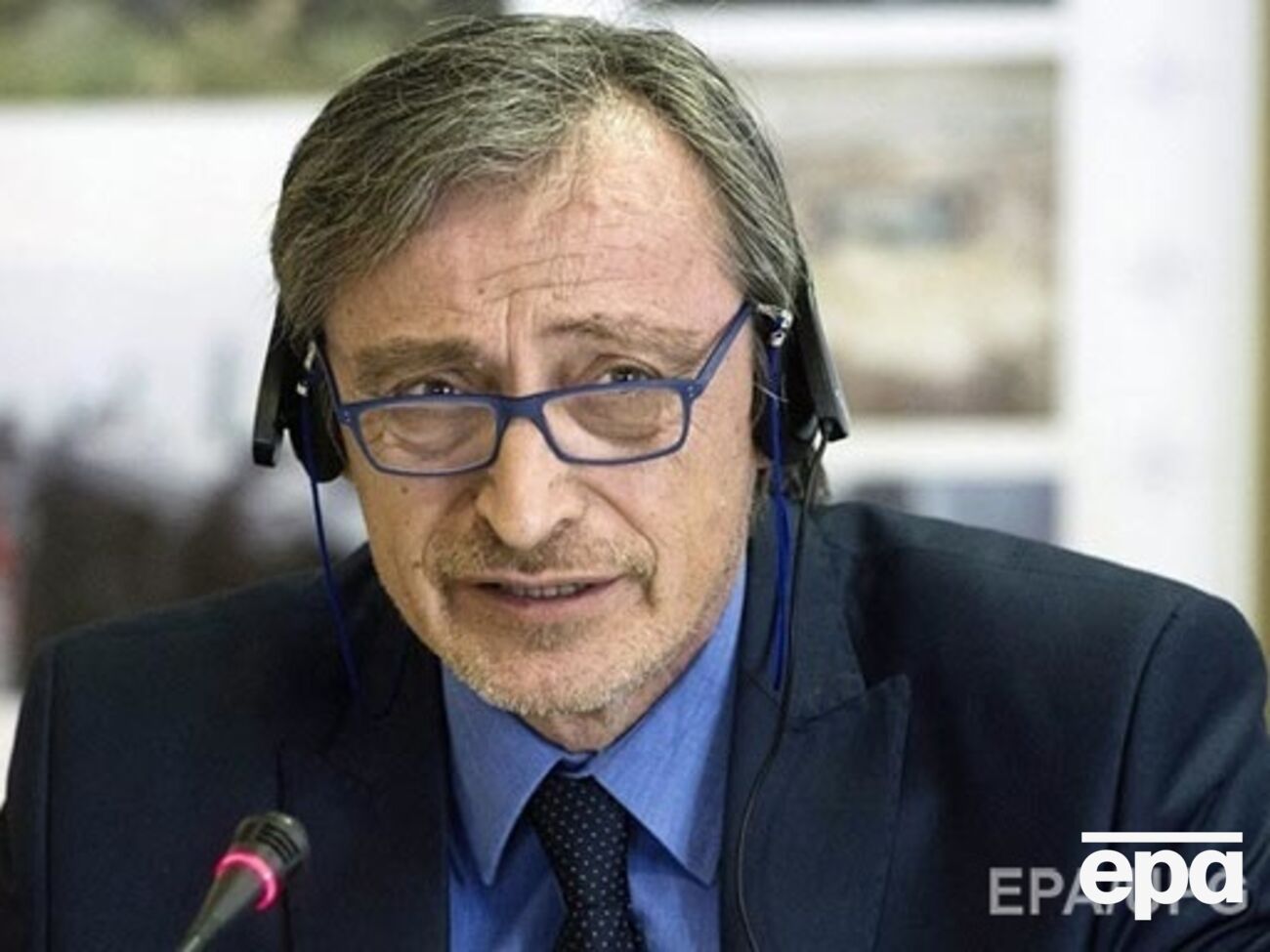 Мартин Стропницкий заявил о непроверенной, но тревожной информации о финансировании автобусов, подвозящих беженцев к границам Евросоюза, Россией