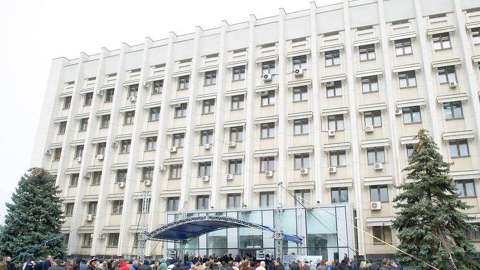 В Одессе Саакашвили открыл приемную со стеклянными стенами. Фоторепортаж