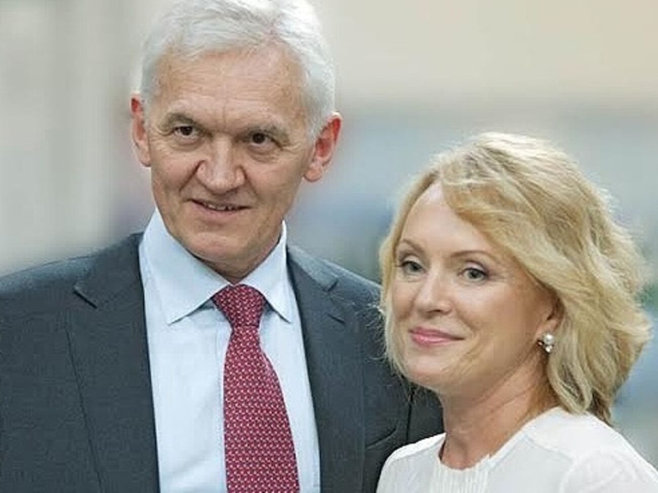 Геннадий и Елена Тимченко теперь не могут путешествовать по миру, поэтому зовут друзей в гости к себе