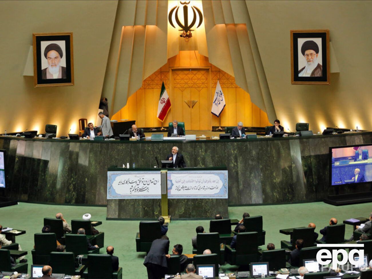 Парламент Ирана поддержал ядерное соглашение