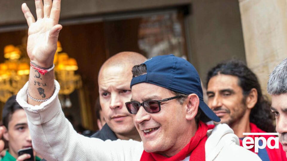 Охранники вывели актера из бара