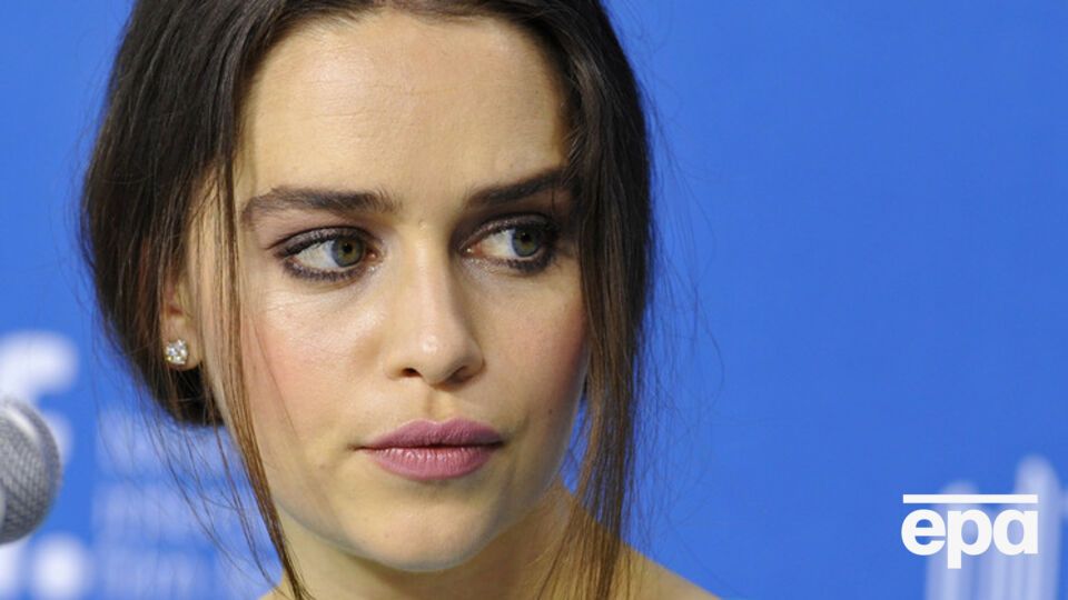 Эмилия Кларк сменила Пенелопу Крус в звании самой сексуально женщины по версии Esquire