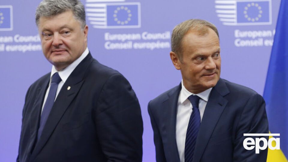 Порошенко и Туск поговорили по телефону