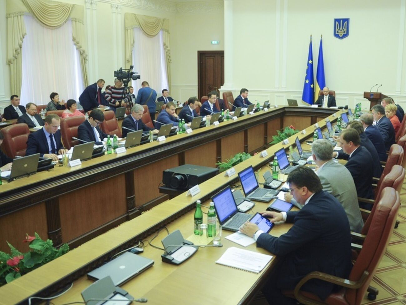 Правительство решило вопрос моратория на проверки СМИ, нерешенный парламентом