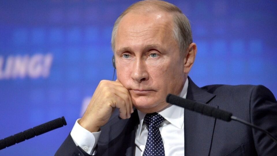 Путин: Наша экономика приспосабливается к более низким ценам на сырье, в том числе на углеводороды