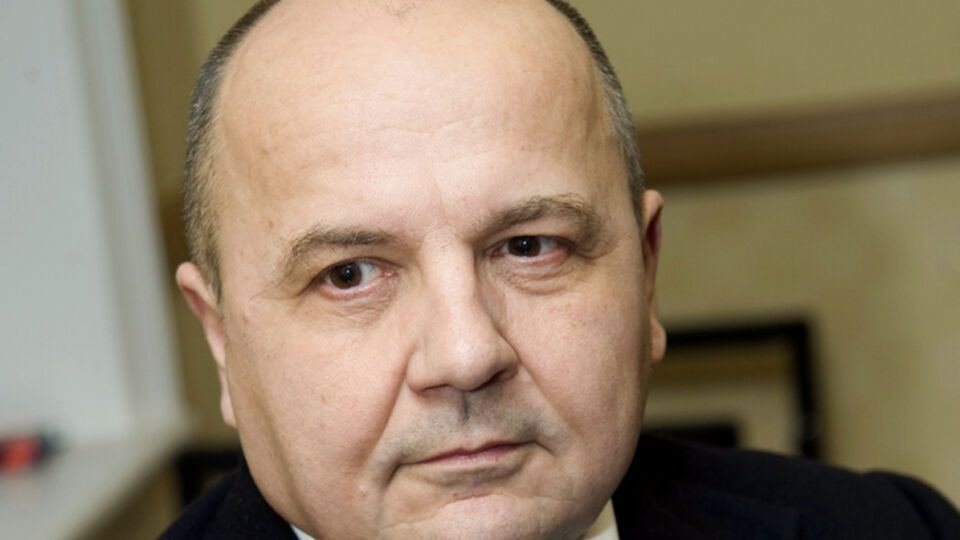 Виктор Суворов: Украинский народ должен раз и навсегда вынести из этого один урок: никому из западных или восточных партнеров больше никогда нельзя верить