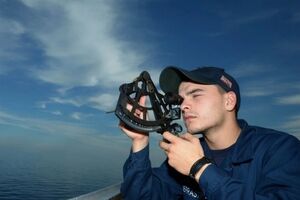 Американских моряков снова будут обучать пользоваться секстантами