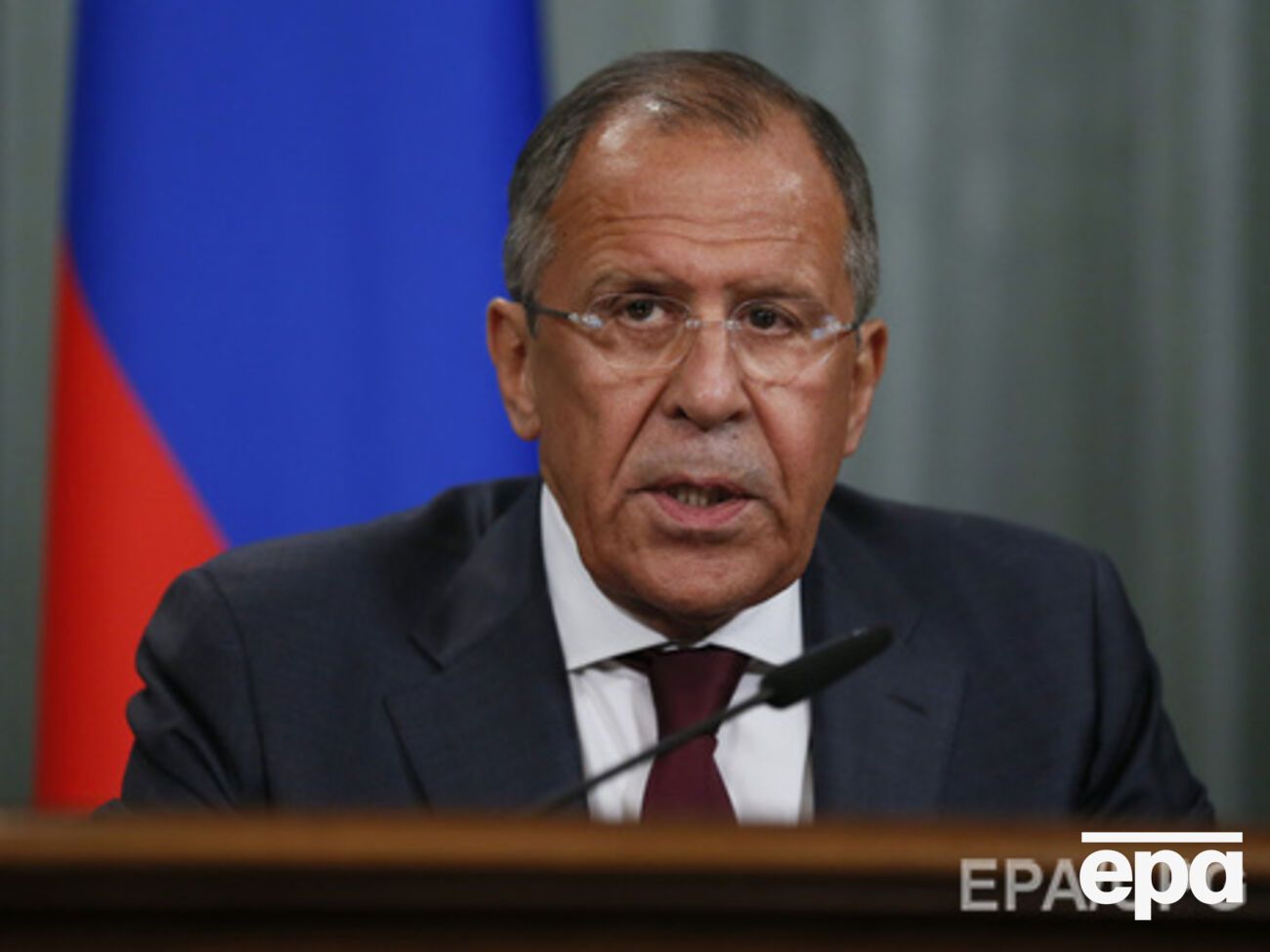 Лавров уверен, что Украина обязана обеспечить особый статус Донбасса, амнистию боевикам и особые экономические отношения "ДНР" и "ЛНР" с Россией, и только после этого сможет получить контроль над российско-украинской границей