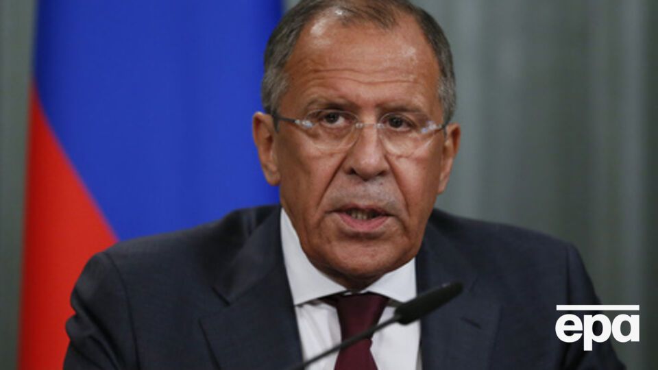 Лавров уверен, что Украина обязана обеспечить особый статус Донбасса, амнистию боевикам и особые экономические отношения "ДНР" и "ЛНР" с Россией, и только после этого сможет получить контроль над российско-украинской границей