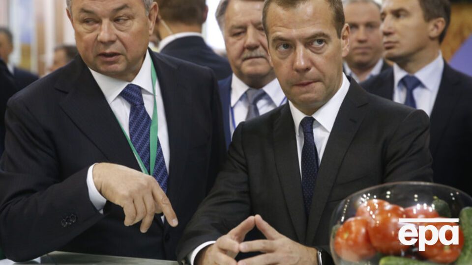 Медведева наградили за большой вклад в социально-экономическое развитие Российской Федерации