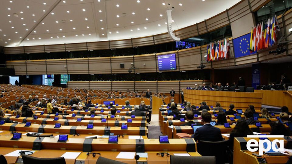 Европарламент против отмены санкций в отношении РФ