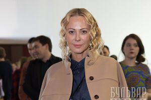 Ольга Аленова в "Мистецькому Арсеналі" на Ukrainian Fashion Week