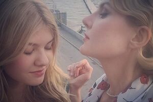 Литвинова не назвала дату премьеры, но показала бэкстейдж съемки с участием своей дочери Ульяны