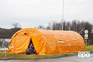 Временное жилье для беженцев в пункте Сторског на российско-норвежской границе
