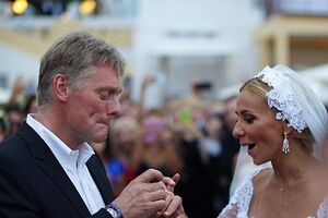 Фото со свадьбы Пескова и Навки